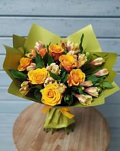Букет цветов из:  Альстромерии и Розы в Муслюмово Татарстан
