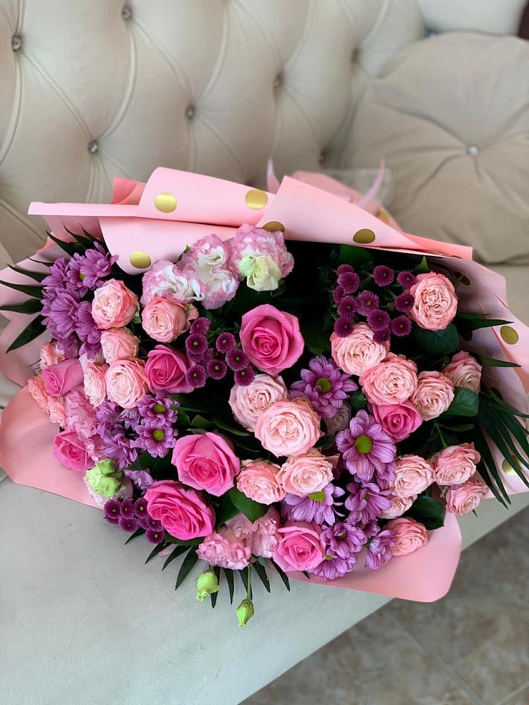 Букет цветов из: Хризантемы, Розы и Лизиантусы в Муслюмово Татарстан