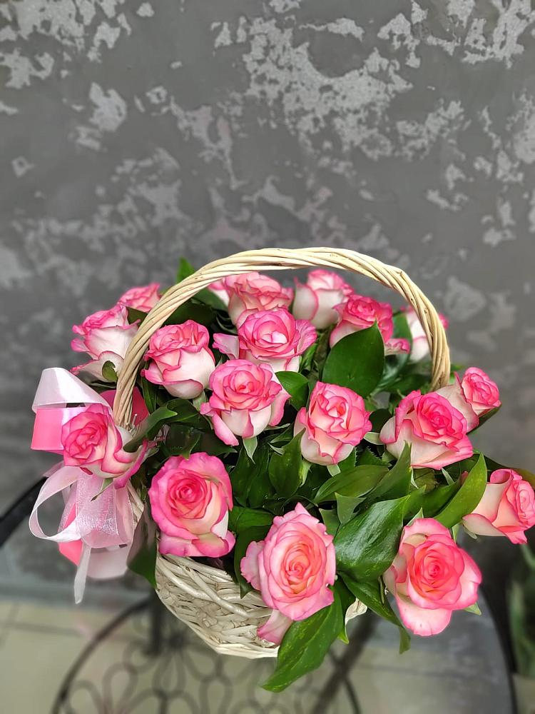 Цветочная композиция из Розы в корзине в Муслюмово Татарстан