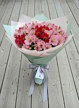 Букет цветов из:  Альстромерии в Муслюмово Татарстан
