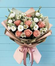 Букет цветов из:  Розы, Альстромерии и Лизиантусы в Муслюмово Татарстан