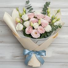 Букет цветов из:  Лизиантусы в Муслюмово Татарстан