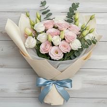 Букет цветов из:  Лизиантусы в Муслюмово Татарстан