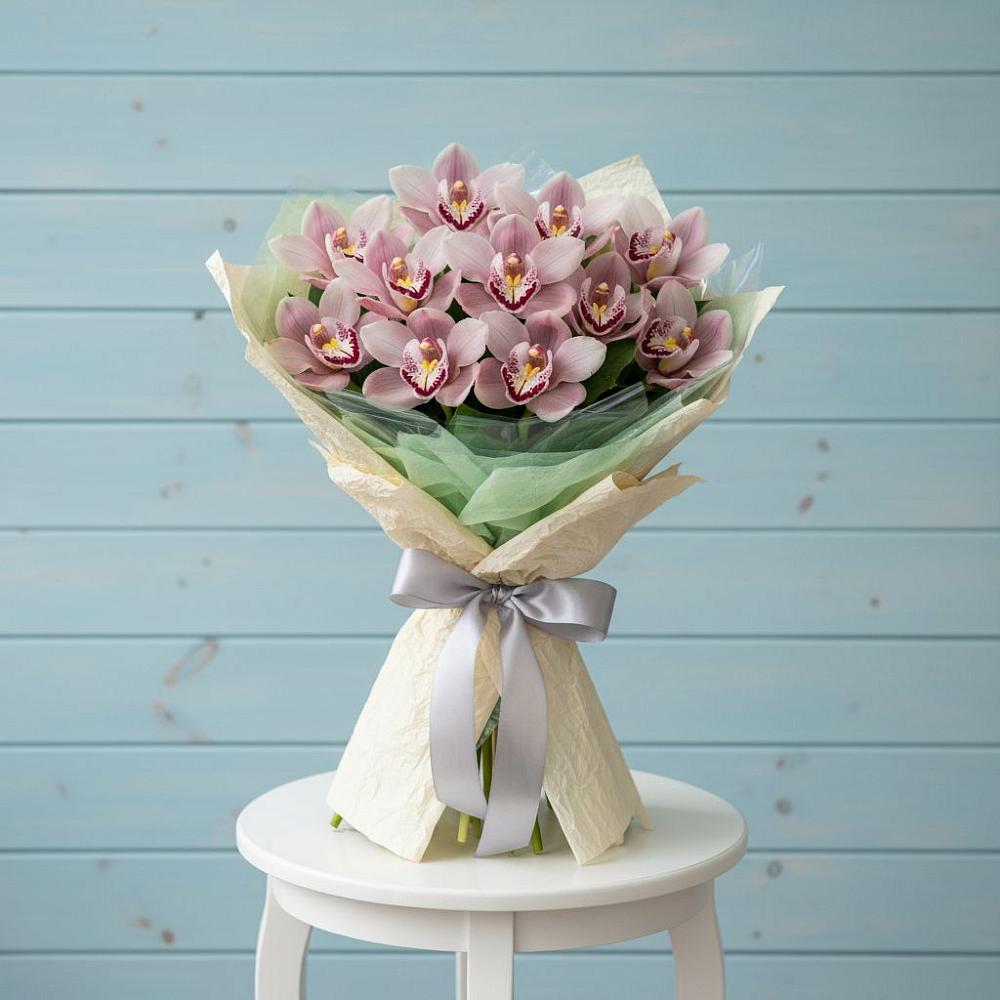 Букет цветов из: Орхидеи и Розы в Муслюмово Татарстан