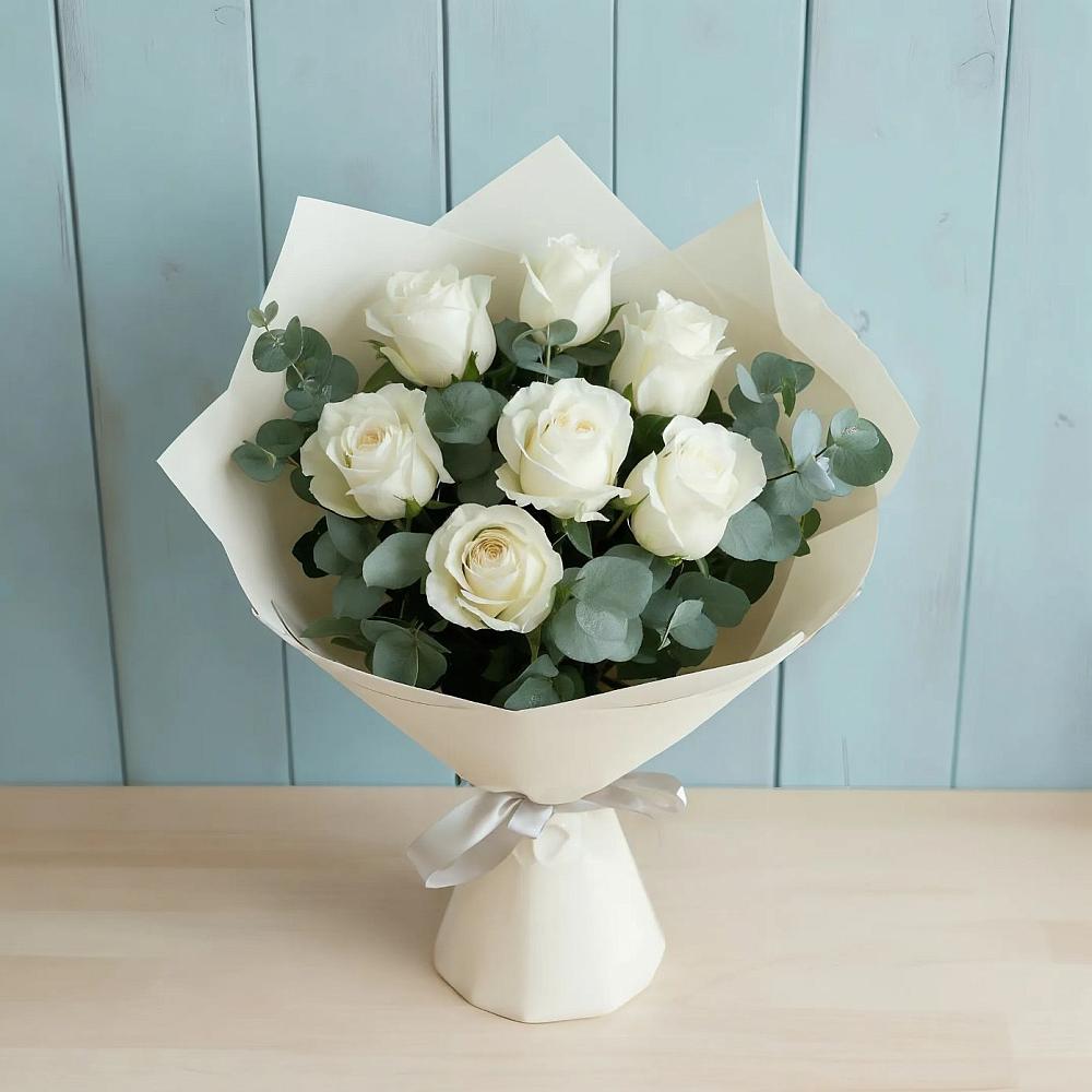 Букет Белые розы в Эвкалипте в Муслюмово Татарстан