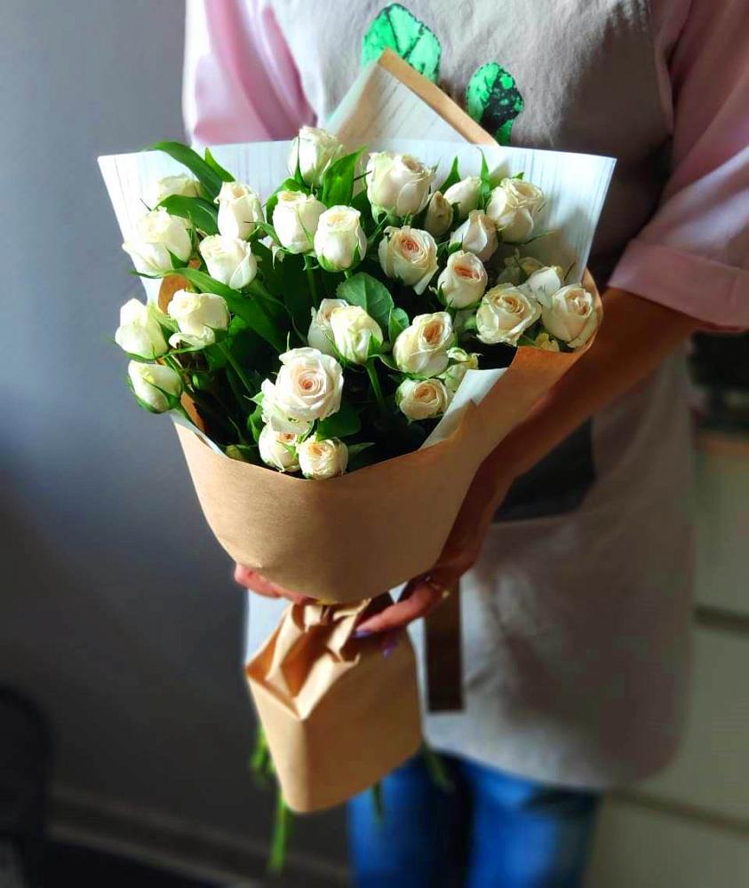 Букет цветов из: Розы в Муслюмово Татарстан