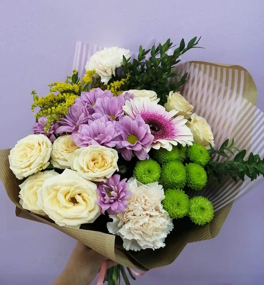 Букет цветов из: Хризантемы, Розы, Гвоздики и Герберы в Муслюмово Татарстан