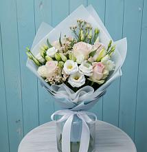 Букет цветов из:  Розы и Лизиантусы #REPLACE_PRED# Муслюмово Татарстан