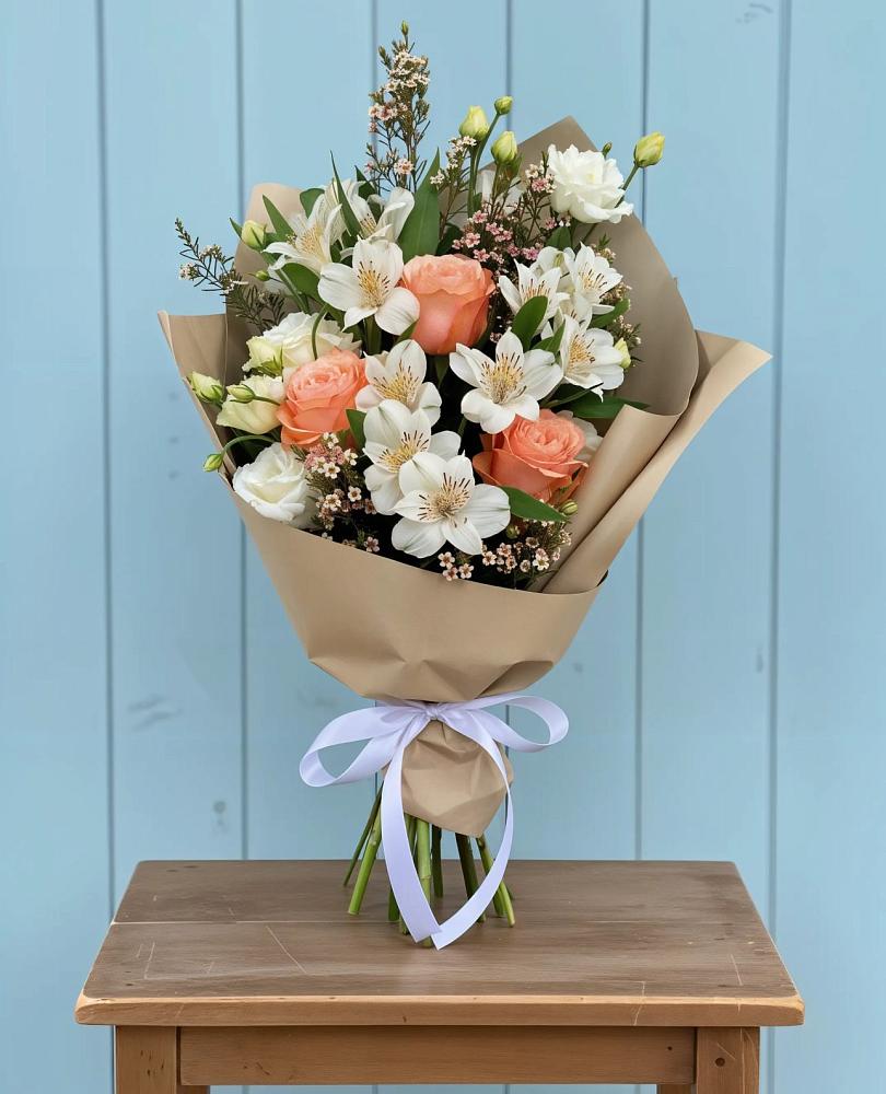 Букет цветов из: Альстромерии, Лизиантусы, Розы и Хризантемы в Муслюмово Татарстан